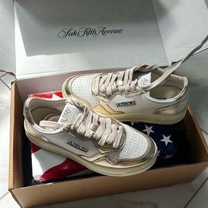 Autry Medalist Metallic Leather Low-Top Sneakers